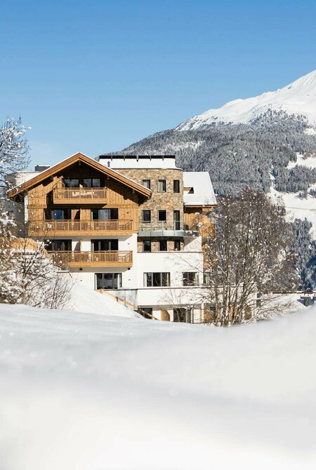 Familienurlaub im 4-Sterne-Hotel Ladis Fiss Serfaus